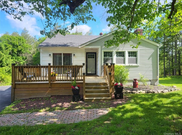 286 Dingle Daisy Road, Monticello, NY 12701