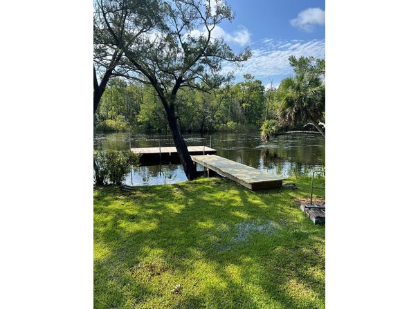1210 NE Hwy 51, Steinhatchee, FL 32359