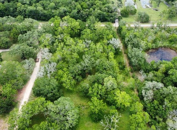 JONES RD PVT TX, Angleton, TX 77515