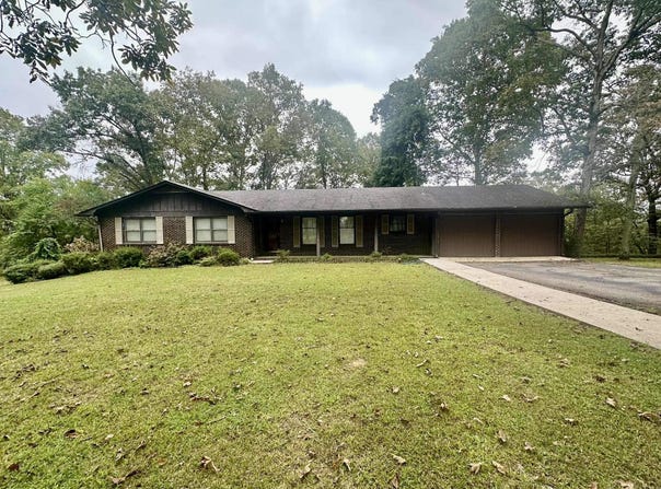 518 Highland St, Hamilton, AL 35570