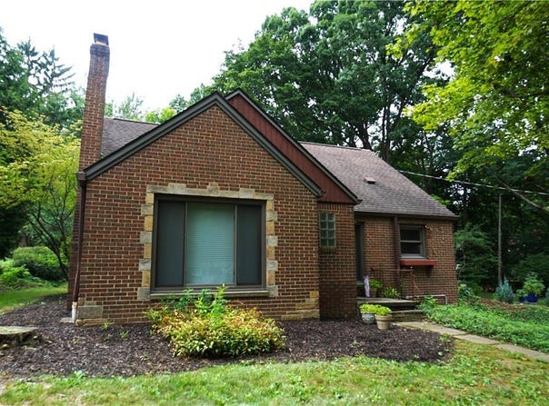 556 Royal Avenue, Akron, OH 44303