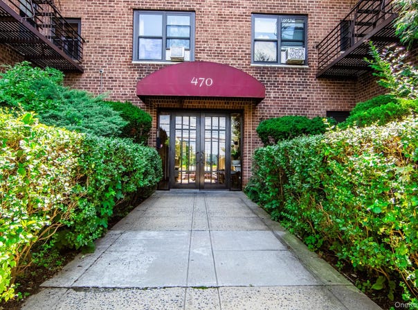 470 N Broadway, Yonkers, NY 10701