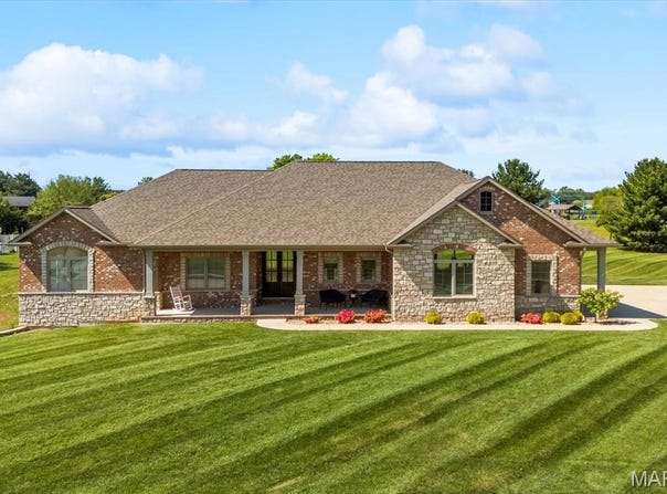 701 Williams Landing, Waterloo, IL 62298