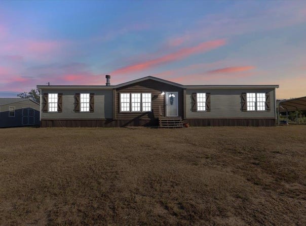 247 County Road 4304, Naples, TX 75568