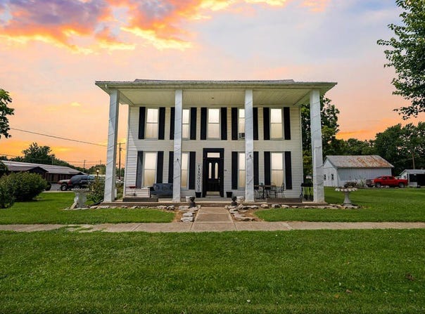 139 West St, Winchester, OH 45697