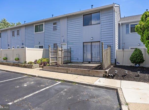 407 MASON RUN, PINE HILL, NJ 08021