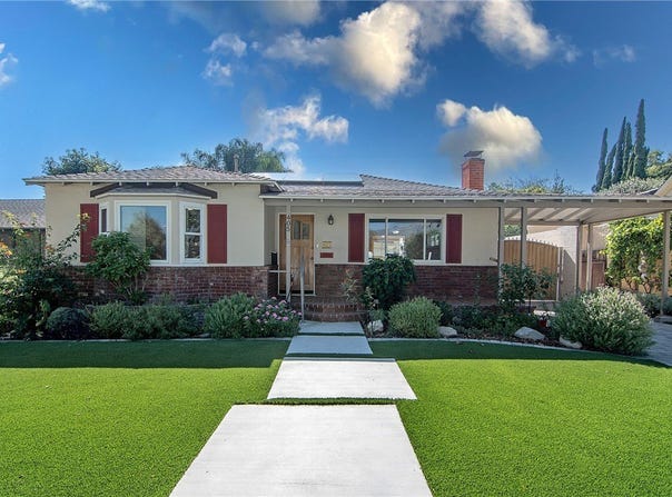 405 N Griffith Park, Burbank, CA 91506