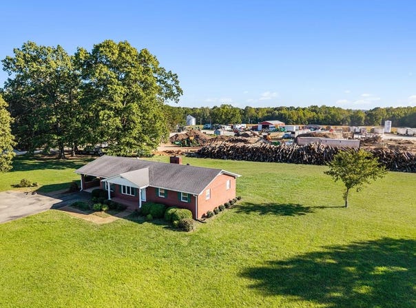 2819 Hwy 54, PARIS, TN 38242