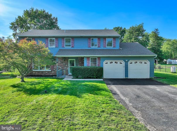 672 BRIGHTON Drive, HATFIELD, PA 19440