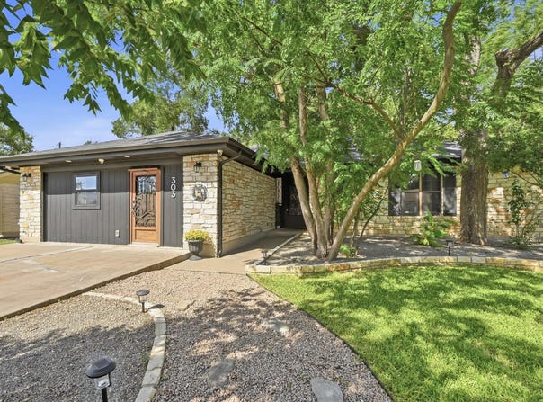 303 Pin Oak Dr, Georgetown, TX 78628