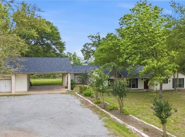 2365 S FM 46, Franklin, TX 77856