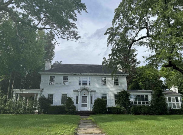 31 Pearl Street, Essex Junction, VT 05452