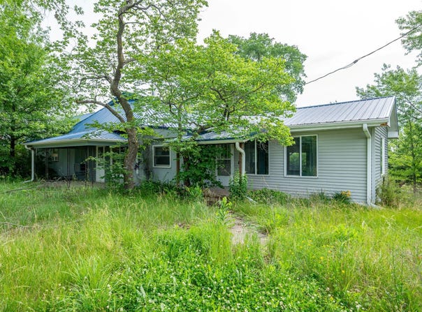 20056 212th Avenue, Leon, IA 50144