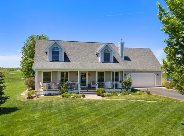 6373 Sunset Boulevard, Alanson, MI 49706