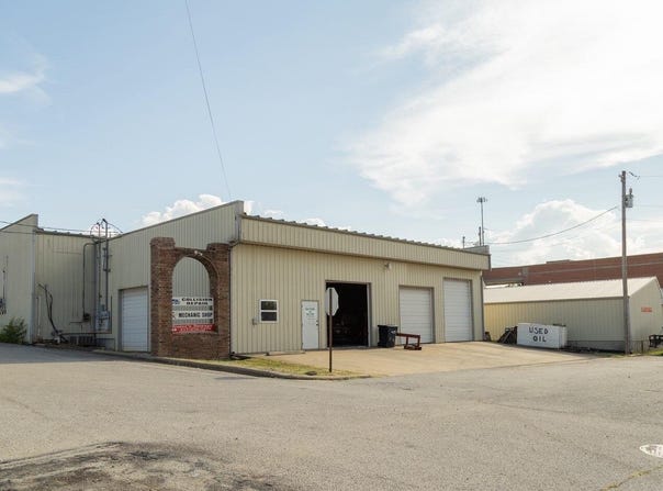 112 E Davis Street, Stockton, MO 65785
