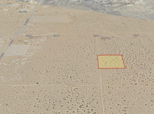 182nd St E, Palmdale, CA 93591