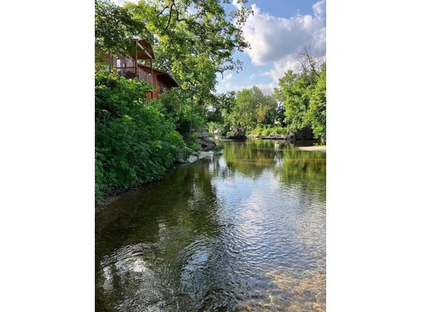 214 S Cliffside Drive, Noel, MO 64854