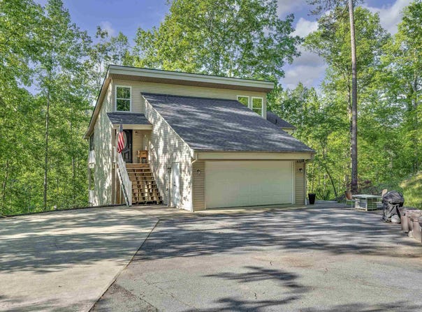 451 Cedar Creek Road, Sunset, SC 29685