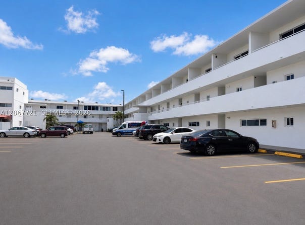 5611 W 25th Ct, Hialeah, FL 33016