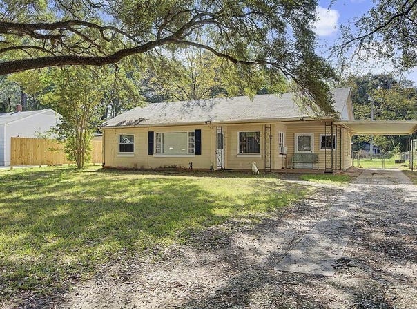 810 Tenth Ave, Albany, GA 31701