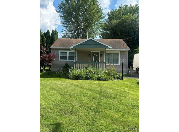5860 Reis Drive, Cicero, NY 13039