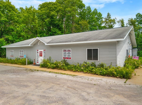 1329 S Mount Tom Road, Mio, MI 48647