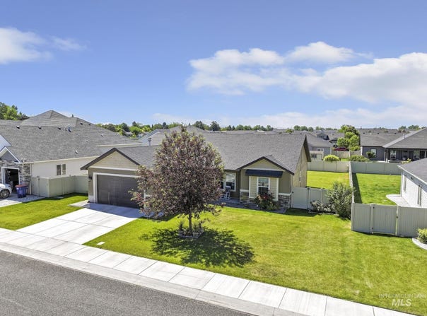 731 Drayton Ave, Twin Falls, ID 83301