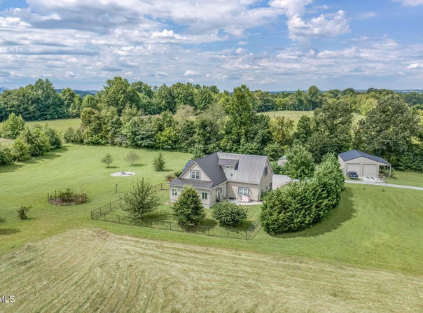 110 Richard Blake Road, Greeneville, TN 37743