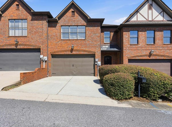 648 FLAG CIRCLE, HOOVER, AL 35226