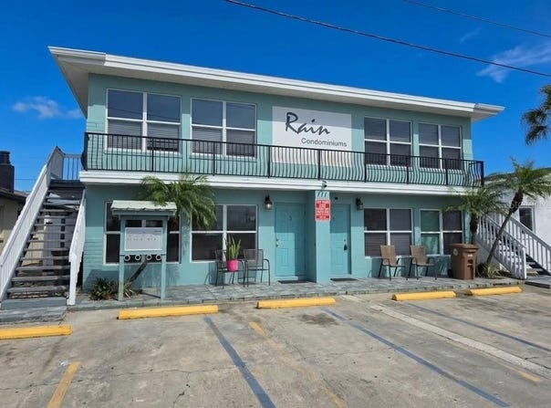 111 145TH Avenue E, MADEIRA BEACH, FL 33708