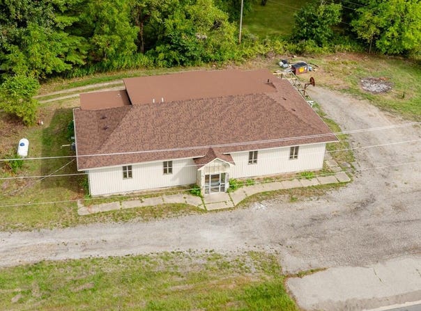 4863 US Highway 12, Three Oaks, MI 49128