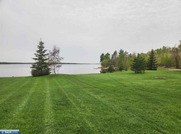 10992 Sweigert Rd, Orr, MN 55771