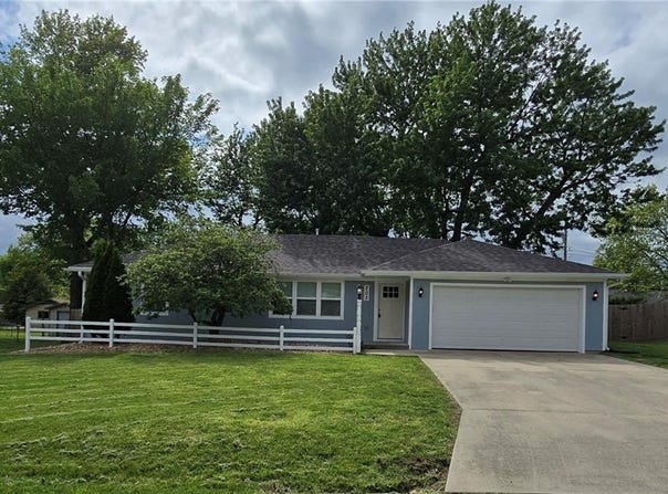203 Kristine Avenue, Clinton, MO 64735
