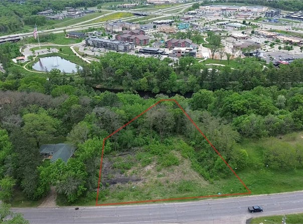 Birch Street, Eau Claire, WI 54703