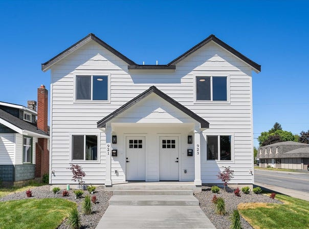 921 E Everett Ave, Spokane, WA 99207-3326