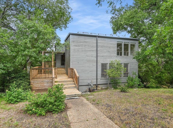 8804 Mountain Path Cir, Austin, TX 78759
