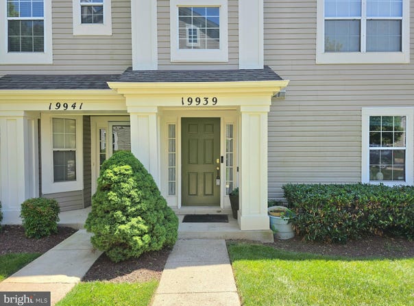 19939 DUNSTABLE Circle, GERMANTOWN, MD 20876