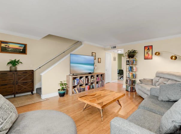 1453 N Broadway, Escondido, CA 92026