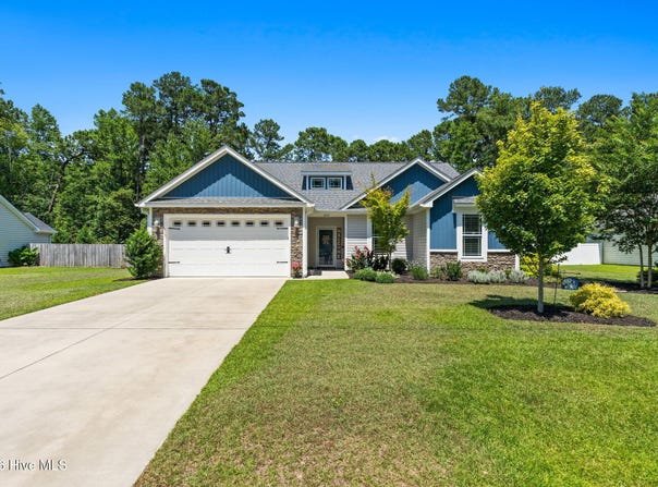 690 Boundary Loop Road NW, Calabash, NC 28467