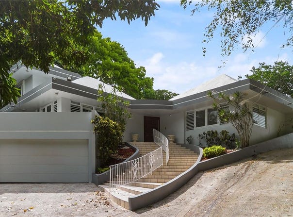19 CALLE "E", GUAYNABO, 00971