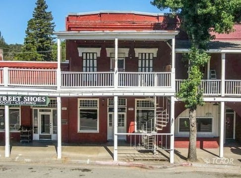 525 Main St., Weaverville, CA 96093