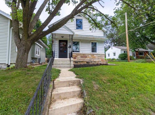 915 Delaware Boulevard, Fort Wayne, IN 46805