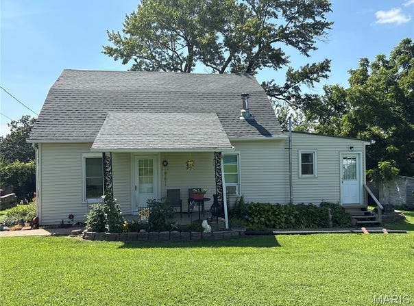3749 Lahmeyer Road, Bland, MO 65014