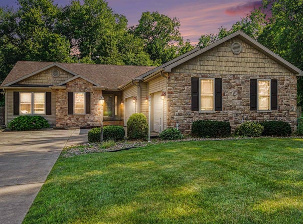 20982 Arcadia Drive, Bristol, IN 46507-8517