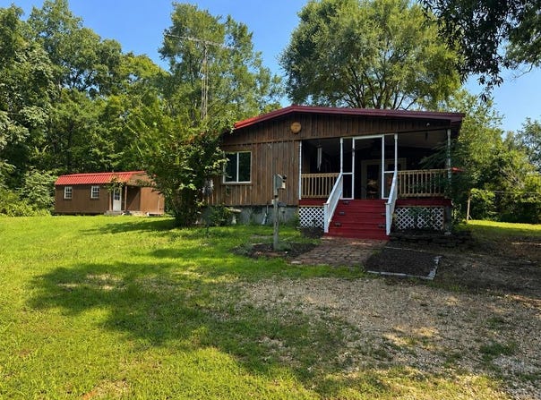 200 Watts Ln, BIG SANDY, TN 38221