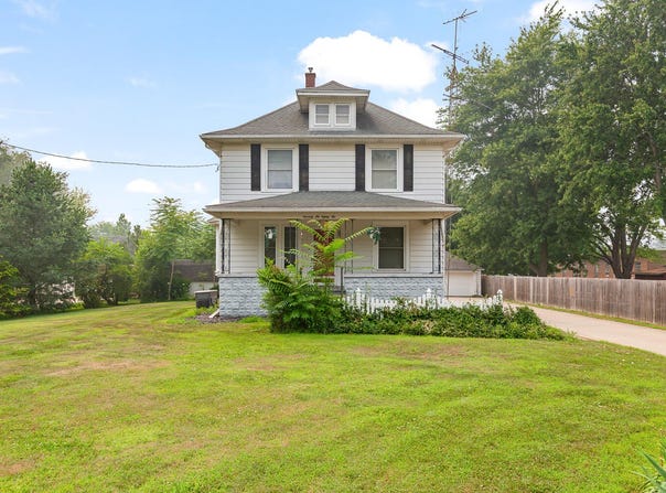 7682 Riga Highway, Riga, MI 49276