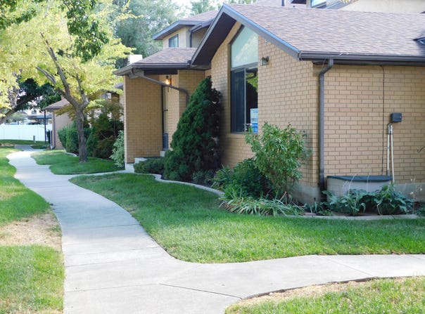 785 E AUTUMN FIELD Dr S, Sandy, UT 84094