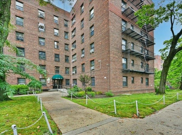 52-54 65th Place, Maspeth, NY 11378