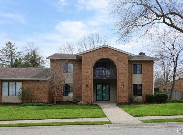 914 Reiss Road, O'Fallon, IL 62269