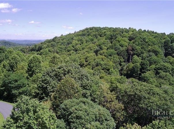 Boulder Creek Drive, Boone, NC 28607